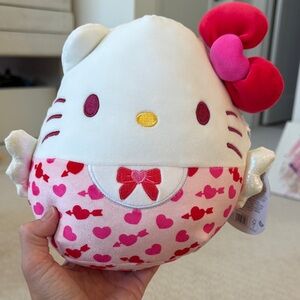 Hello Kitty Squishmallow